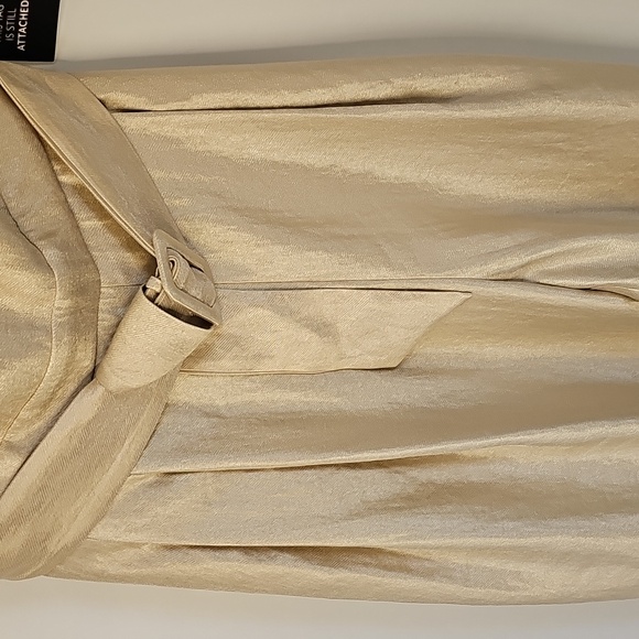 WHBM Champagne Gold Wide Leg Halter Jumpsuit wFront Pockets Cocktail Coquette - Picture 9 of 16